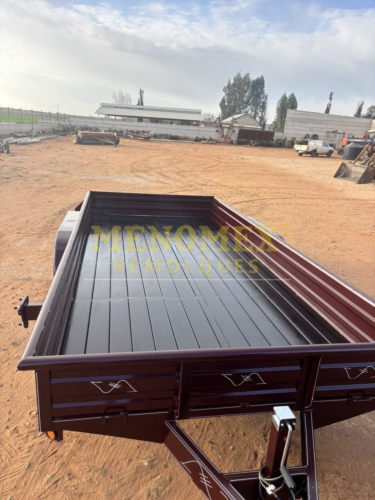 Cama Baja Cerrada 8 Birlos 7x16
